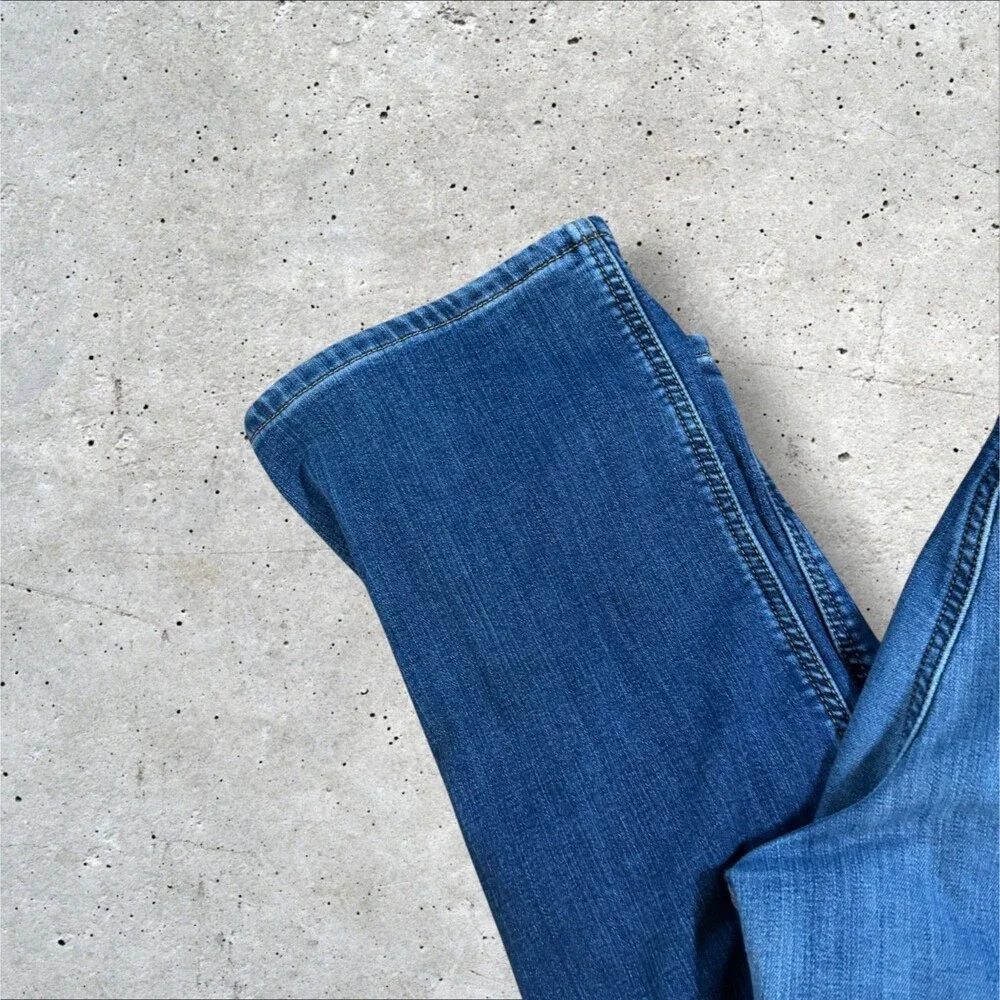 Carhartt Women Boone Flannel Lined Relaxed Fit Straight Leg Jeans Size 8 Short